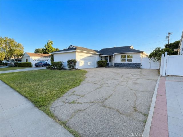 8015 McNulty, Winnetka, CA 91306