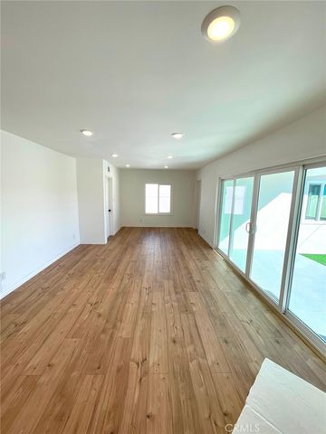8015 McNulty, Winnetka, CA 91306