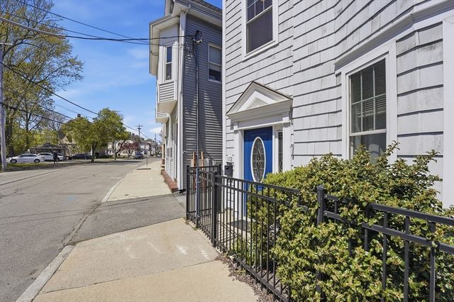 112 Washington Street 3, Medford, MA 02155
