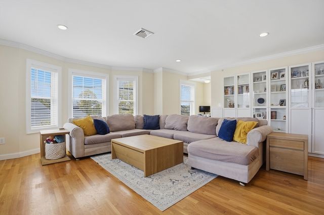 112 Washington Street 3, Medford, MA 02155
