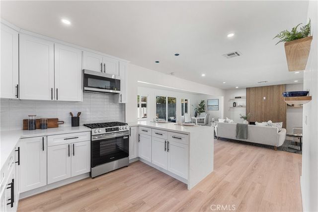 16043 Tuba Street, North Hills, CA 91343