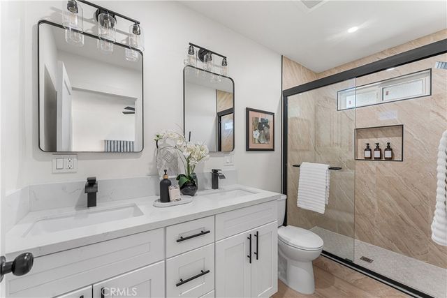 16043 Tuba Street, North Hills, CA 91343