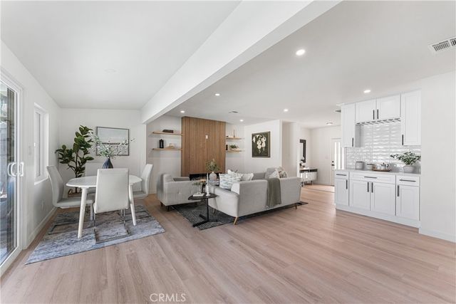 16043 Tuba Street, North Hills, CA 91343