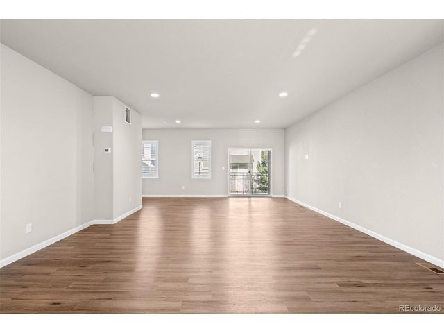 11250 Florence St 9E, Commerce City, CO 80640