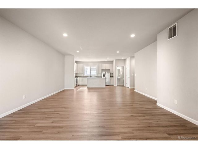 11250 Florence St 9E, Commerce City, CO 80640