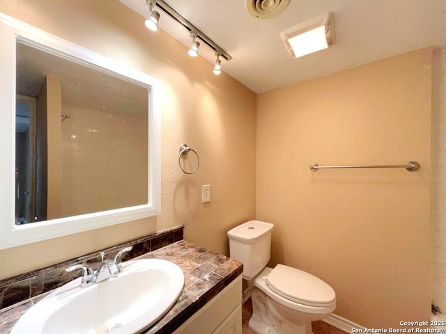 8038 Broadway Apt 106G, San Antonio, TX 78209
