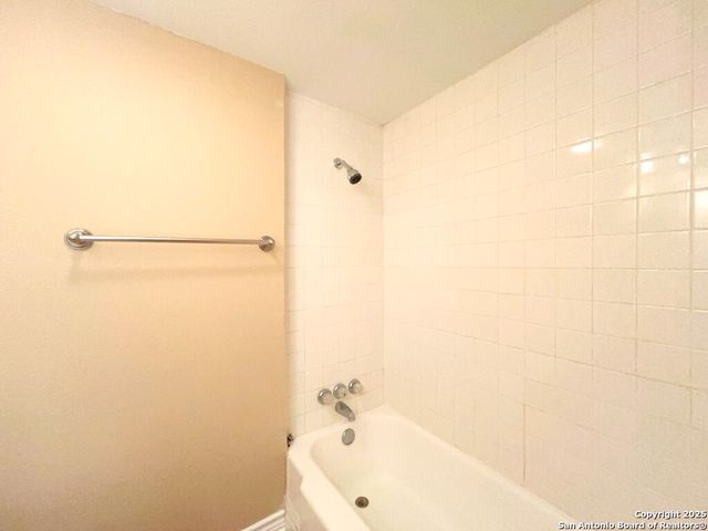 8038 Broadway Apt 106G, San Antonio, TX 78209