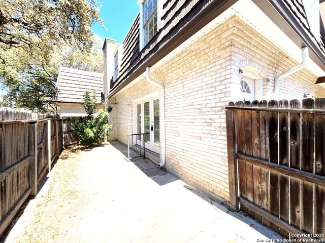 8038 Broadway Apt 106G, San Antonio, TX 78209
