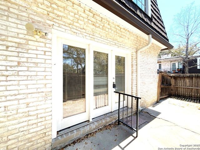 8038 Broadway Apt 106G, San Antonio, TX 78209