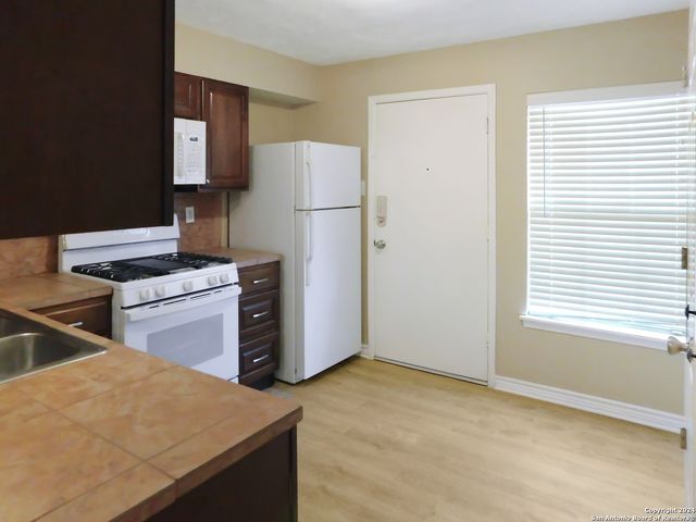8038 Broadway Apt 106G, San Antonio, TX 78209