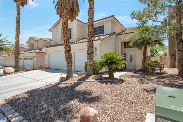 9923 Sierra Canyon Way, Las Vegas, NV 89147