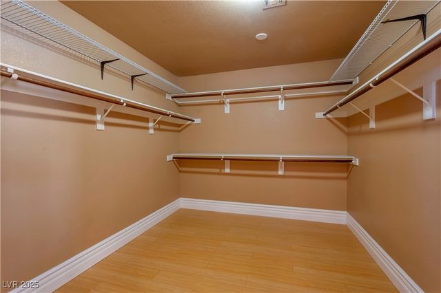 9923 Sierra Canyon Way, Las Vegas, NV 89147