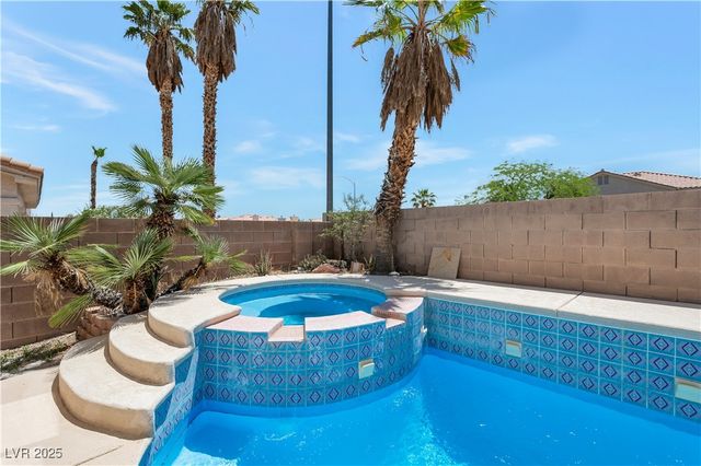 9923 Sierra Canyon Way, Las Vegas, NV 89147