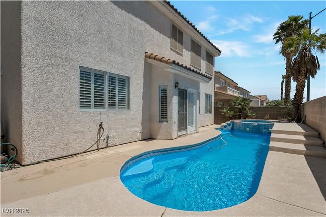 9923 Sierra Canyon Way, Las Vegas, NV 89147