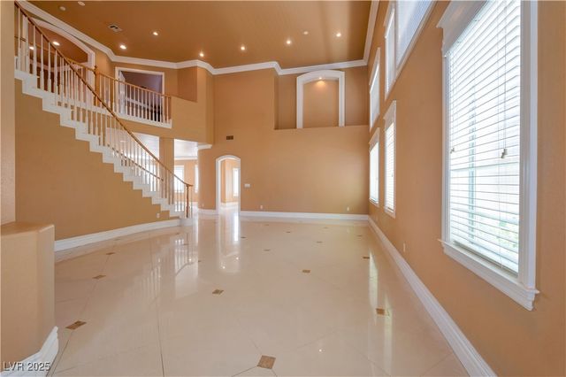 9923 Sierra Canyon Way, Las Vegas, NV 89147