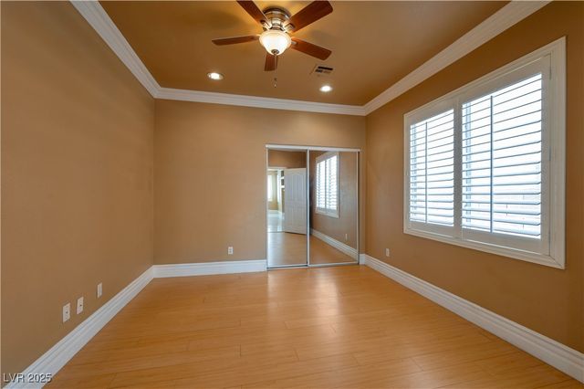 9923 Sierra Canyon Way, Las Vegas, NV 89147