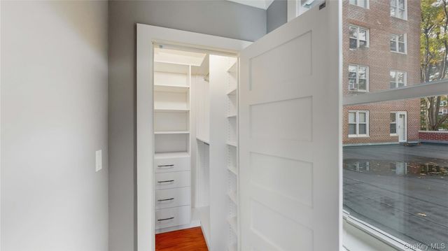 1133 Midland Avenue 1C, Bronxville, NY 10708