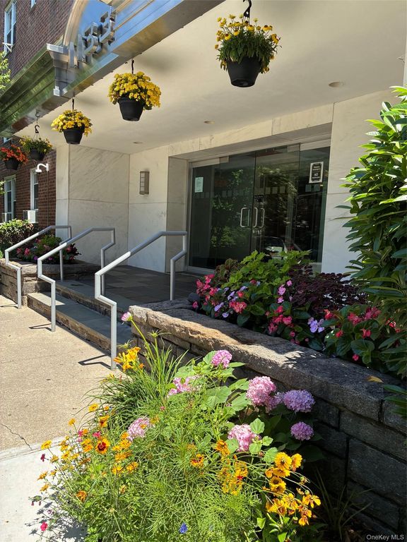 1133 Midland Avenue 1C, Bronxville, NY 10708