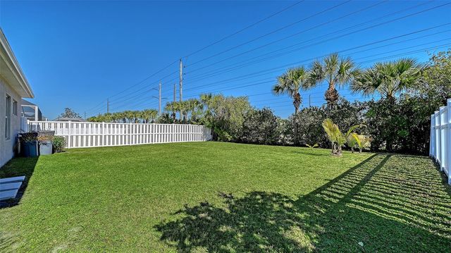 1635 WHITE BREEZE COVE, Bradenton, FL 34208