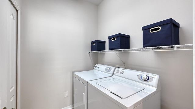 1635 WHITE BREEZE COVE, Bradenton, FL 34208