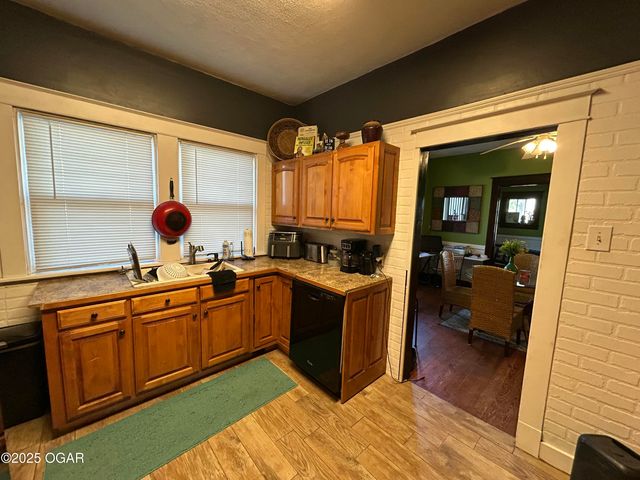 2522 N Florida Avenue, Joplin, MO 64801