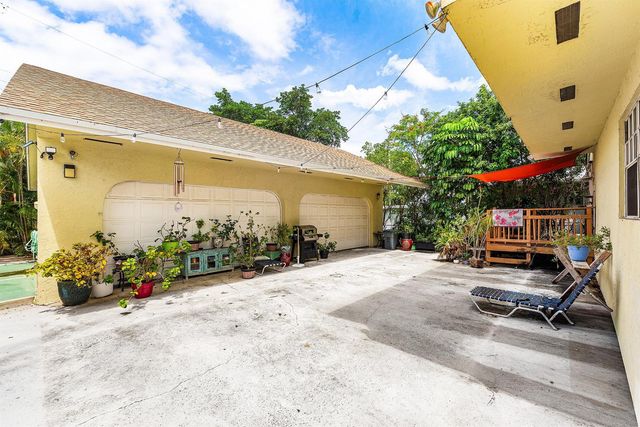613 N 5th Street, Lantana, FL 33462