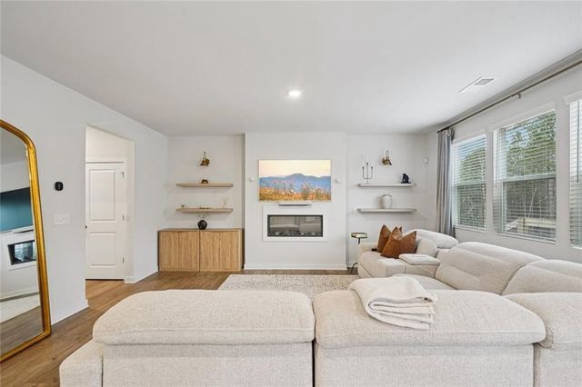 8647 Paradise Drive, Douglasville, GA 30134