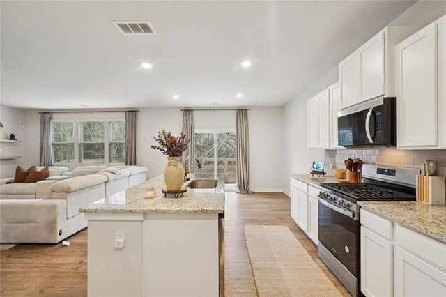 8647 Paradise Drive, Douglasville, GA 30134