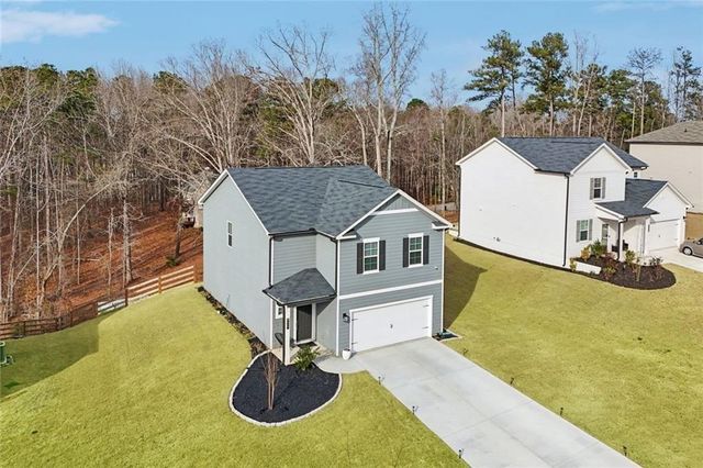 8647 Paradise Drive, Douglasville, GA 30134