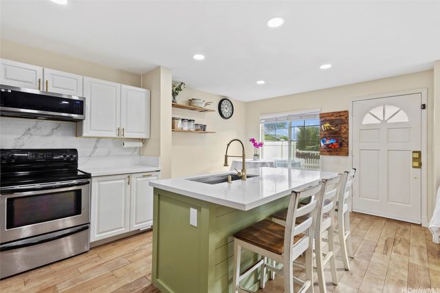 91-1031 Kaimalie Street 4E2, Ewa Beach, HI 96706