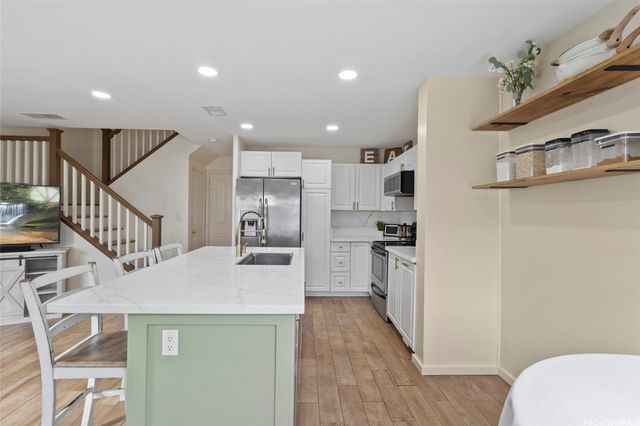 91-1031 Kaimalie Street 4E2, Ewa Beach, HI 96706