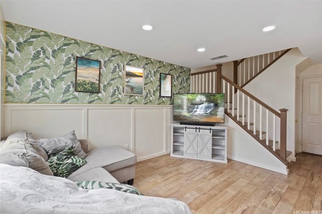 91-1031 Kaimalie Street 4E2, Ewa Beach, HI 96706