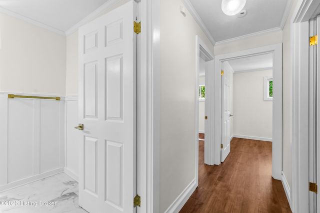 8012 Daffodil Dr, Louisville, KY 40258