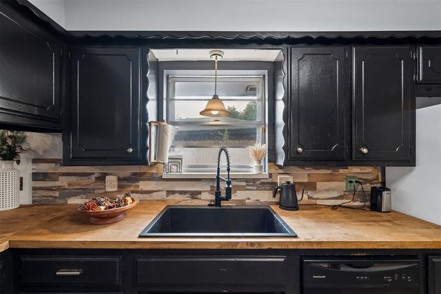 1320 SW 72nd Street, Oklahoma City, OK 73159