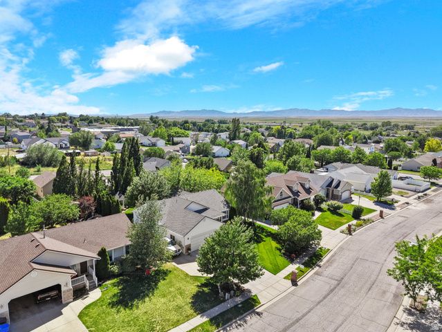 955 W 2390 S, Perry, UT 84302