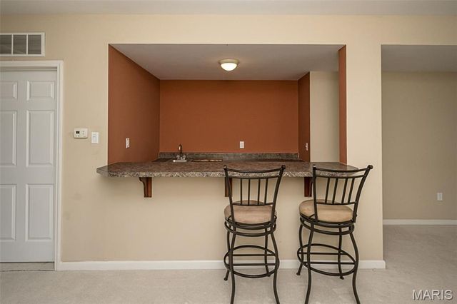 3016 Kingsridge Manor Drive, St Louis, MO 63129