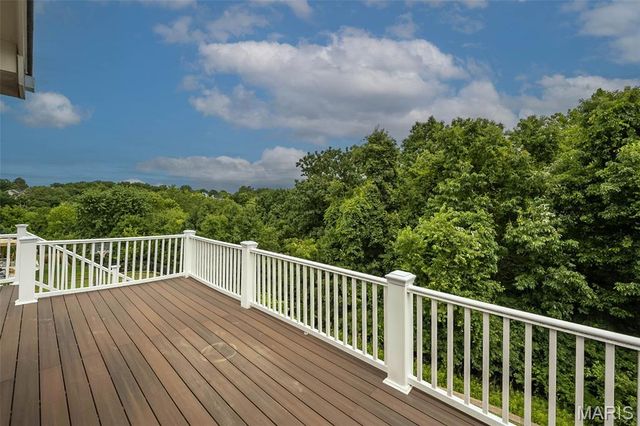 3016 Kingsridge Manor Drive, St Louis, MO 63129