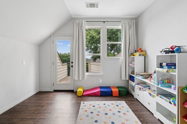 7323 Coronado Avenue, Dallas, TX 75214
