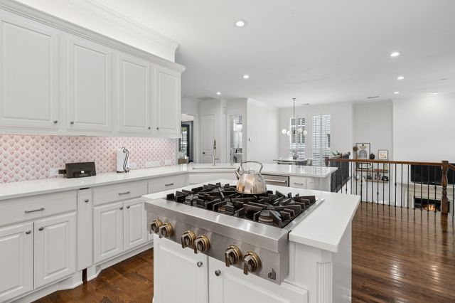 7323 Coronado Avenue, Dallas, TX 75214