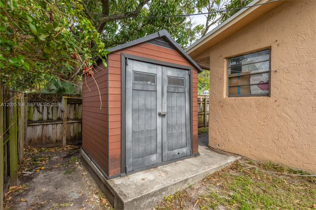 1916 - 1918 Grant Street, Hollywood, FL 33020