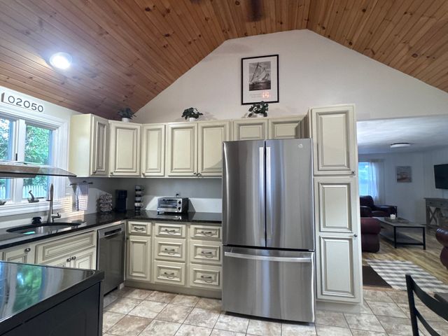 96 Nevada 96, Marshfield, MA 02050