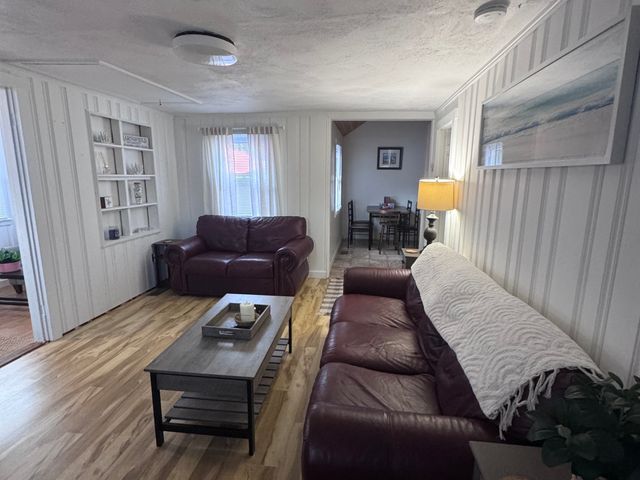 96 Nevada 96, Marshfield, MA 02050
