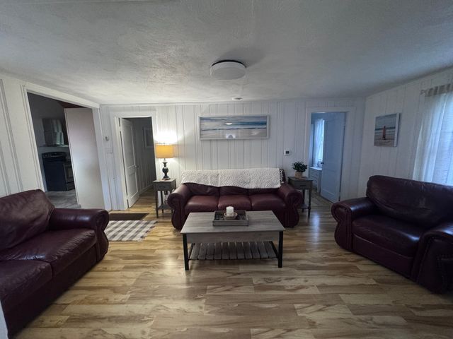 96 Nevada 96, Marshfield, MA 02050