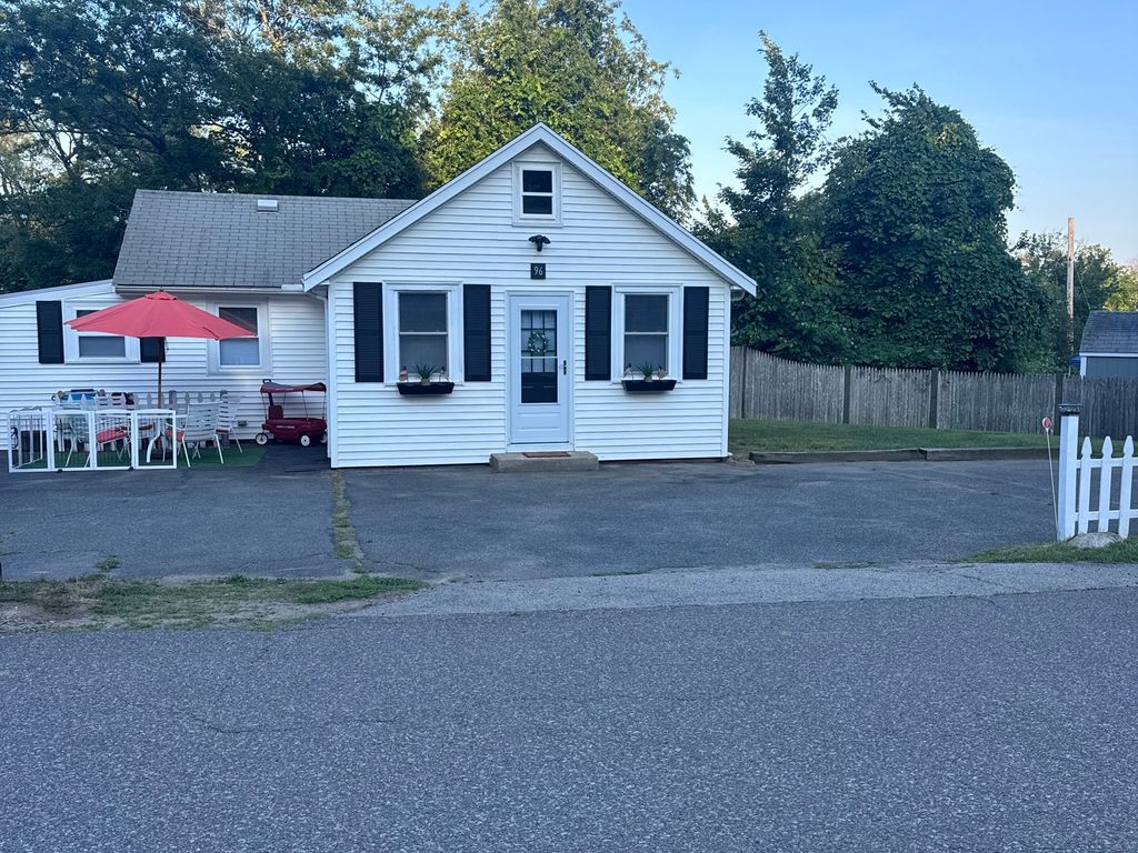 96 Nevada 96, Marshfield, MA 02050