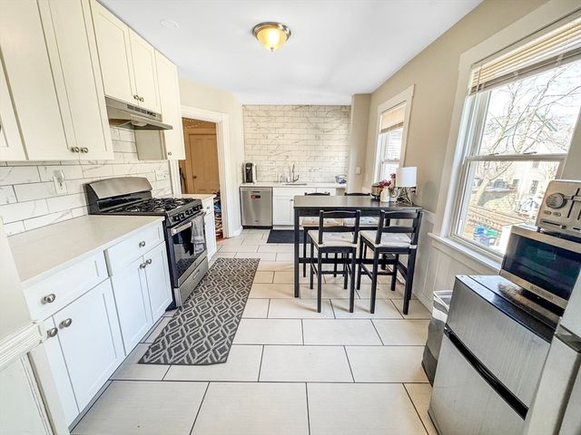 107 Columbia Street 2, Cambridge, MA 02139