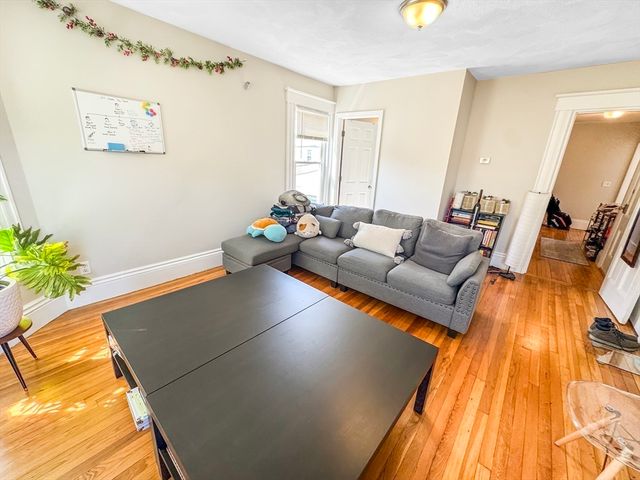 107 Columbia Street 2, Cambridge, MA 02139