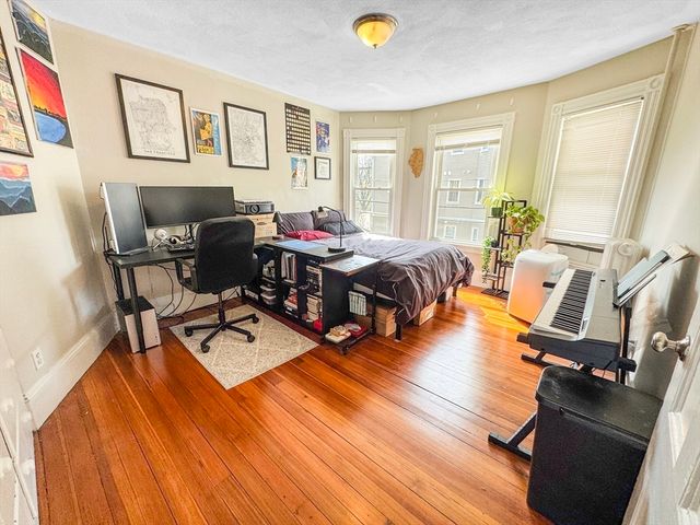 107 Columbia Street 2, Cambridge, MA 02139