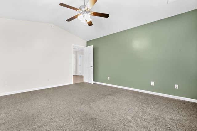 116 Lancelot Hall, Charleston, SC 29418