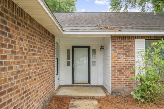116 Lancelot Hall, Charleston, SC 29418