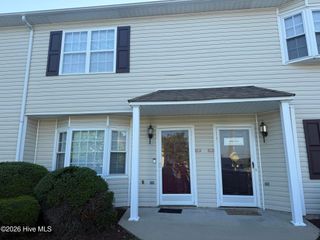 4001 Cobblestone Drive O-3, Greenville, NC 27834